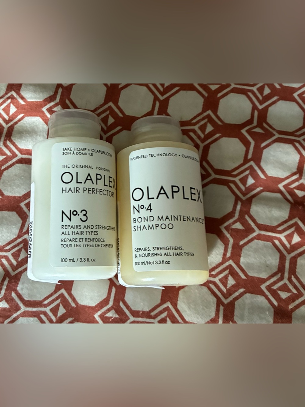 Olaplex No.3 Hair Perfector & No.4 Bond Maintenance Shampoo Bundle NE